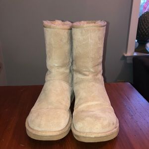 Cream Uggs